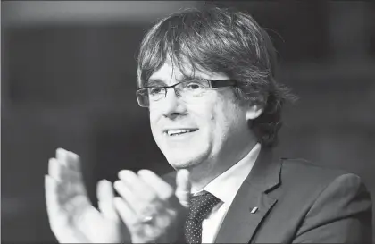  ??  ?? Carles Puigdemont, destituido presidente de Cataluña, declaró al diario belga a aceptar la realidad de otra relación con España” ■ Foto Ap Le Soir que siempre ha estado “dispuesto