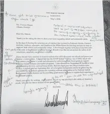  ?? Yvonne Mason / New York Times ?? Yvonne Mason returned a letter to the White House after marking it up to point out the grammar and clarity problems.