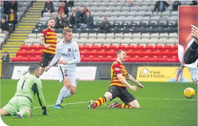  ??  ?? Pavol Safranko fires home United’s second goal three minutes after the break