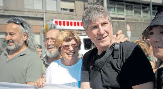  ?? EFE ?? Por las calles. Amado Boudou, en un acto por la liberación de Milagro Sala el mes pasado. En los próximos días podría volver a la cárcel.