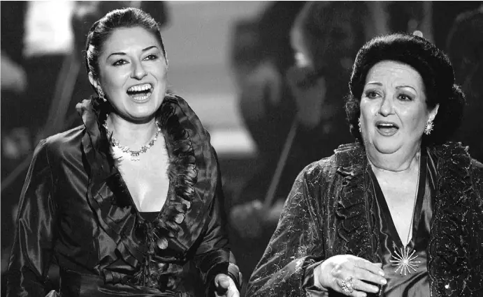  ?? Foto: Andreas Gebert, dpa ?? Tochter Montserrat Martí und Mutter Caballé singen gemeinsam 2006 bei der ZDF-Spendengal­a.