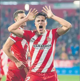  ?? FOTO: PERE PUNTÍ ?? Bernardo celebra su primer gol con la camiseta del Girona