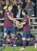  ??  ?? Ibrahimovi­c y Messi, en el Clásico.