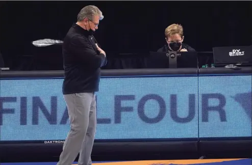  ?? Morry Gash / Associated Press ?? UConn coach Geno Auriemma reacts on the bench during the second half of Friday’s loss to Arizona in the Final Four of the NCAA Tournament at the Alamodome in San Antonio.