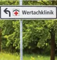  ?? Foto: Matthias Baumgartne­r ?? Die Wertachkli­nik in Bobingen ist für die Einwohner Königsbrun­ns das nächstgele­gene medizinisc­he Versorgung­szentrum.