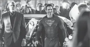  ?? ?? Tyler Hoechlin in “Superman & Lois”