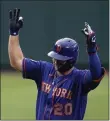  ?? JULIO CORTEZ - THE ASSOCIATED PRESS ?? Some rather bizarre conspiracy theory thoughts from New York Mets slugger Pete Alonso has a few people around the team and MLB up in arms.