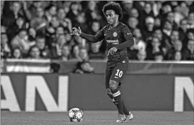  ??  ?? Willian heeft een aflopend contract bij Chelsea, maar hij kan in Engeland blijven. (Foto: Goal)