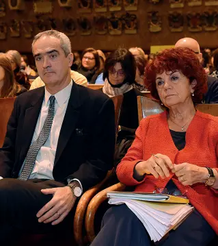  ??  ?? L’incontro Il rettore di Padova Rosario Rizzuto e il ministro Valeria Fedeli
