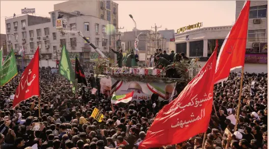  ??  ?? Les Iraniens retiennent surtout de Soleimani qu’il fut le général en chef de la lutte contre l’État islamique, le garant de la stabilité du pays et de l’intégrité de ses frontières face au chaos.