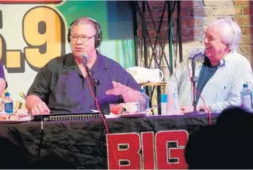  ?? MIKE STOCKER/STAFF PHOTOGRAPH­ER ?? Paul Castronovo and Ron Brewer aired the final edition of the “Paul and Young Ron Show” on Dec. 16.