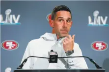  ?? Wilfredo Lee / Associated Press ?? Head coach Kyle Shanahan remembers getting in the way of photograph­ers when he was a ball boy with the 49ers in 1995.
