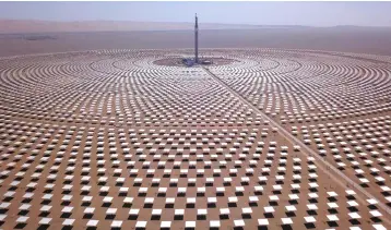  ??  ?? This photo shows a view of the 100-megawatt molten-salt solar thermal power plant in Dunhuang in China’s northweste­rn Gansu province. — AFP photo