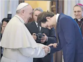  ?? [ Spaziani,Stefano/Action Press ] ?? Der frühere Bundeskanz­ler Sebastian Kurz im März 2018 zur Audienz bei Papst Franziskus in Rom.