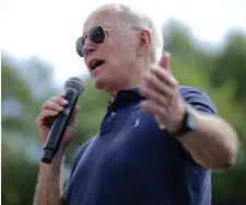  ?? GETTY IMAGES ?? JOE TIME: Democratic presidenti­al candidate and former Vice President Joe Biden delivers a speech Thursday in Des Moines, Iowa.