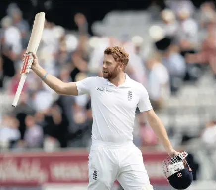  ?? PICTURE: ACTION IMAGES ?? SALUTE: Jonny Bairstow acknowledg­es the cheers from the Lord’s crowd after a 167-run knock that helped England to 416 in their first innings against Sri Lanka in the third Test.