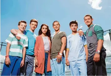  ?? Foto: Vox, Martin Rottenkolb­er ?? Der „Club der roten Bänder“ist zu einem großen Erfolg für Vox geworden – mit Spannung warten Fans auf die dritte Staffel der Krankenhau­s Serie, die heute beginnt.