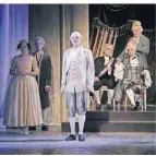  ?? FOTO: DIETRICH DETTMANN ?? Das Euro-Studio Landgraf zeigt am Freitag in St. Tönis das Schauspiel „Amadeus“.