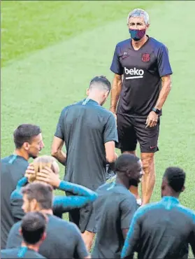  ?? FOTO: EFE ?? Quique Setién observa a sus jugadores No ha habido química