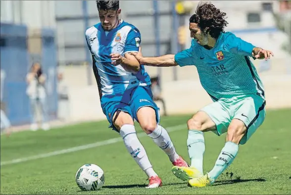  ?? MANÉ ESPINOSA ?? El lateral Marc Cucurella, durante el partido de liga contra el filial del Espanyol