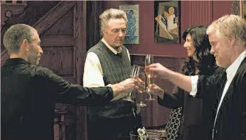  ?? Entertainm­ent One Films ?? Mark Ivanir (left), Christophe­r Walken, Catherine Keener and Philip Seymour Hoffman in Yaron Zilberman’s film “A Late Quartet.”