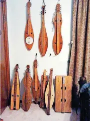  ?? [PHOTO PROVIDED] ?? Paul Bostick will bring several of his mountain dulcimers to the Arcadia Round Barn on Saturday.