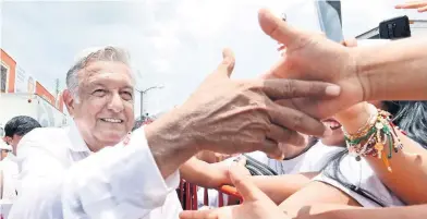  ??  ?? Andrés Manuel López Obrador afirmó que le fue bien en el tercer debate presidenci­al que se realizó en Mérida.