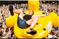  ?? ?? Jack Parow during his concert in the Netherland­s.