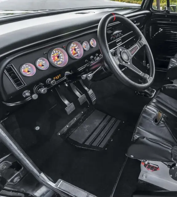  ??  ?? The Autometer gauges and Sparco steering wheel provide the perfect combo for race truck needs.