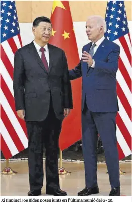  ?? Saul Loeb / AFP ?? Xi Jinping i Joe Biden posen junts en l’última reunió del G-20.