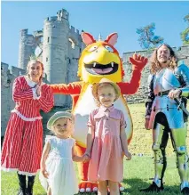  ??  ?? ● Zog and friends at Warwick Castle