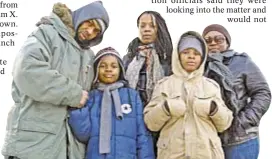  ?? SAM COSTANZA/DAILY NEWS ?? Frank, Eliakim and Cleatress Brown and Tyrese and Angel Minor (l.-r.) are upset at PS 201 policy banning reports on Malcolm X (top).