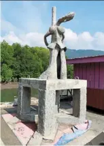  ?? ?? dr Zainussin abindinhaz­ir’s Sumpahan Mahsuri sculpture (concrete cement, latex, metal rod, fibreglass and silicon, 2022).