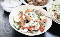  ?? GRETCHEN MCKAY Pittsburgh Post-Gazette/TNS ?? With some advance prep, this easy chopped chicken shawarma bowl makes a quick weeknight dinner.