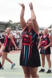  ??  ?? Warragul goaler Jess Murty was named best on court after great accuracy helped the B grade team to its first win of the season.