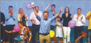  ?? MARCELO ESCAYOLA ?? ALEGRIA. Los votantes de Macri sienten que la economía empieza a mejorar.