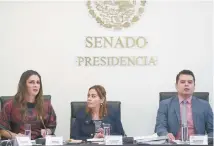  ??  ?? Ana Gabriela Guevara, titular de la Conade, acudió a una reunión de trabajo con la Comisión de Juventud y Deporte en el Senado.