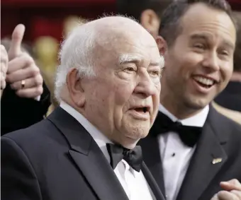  ?? Ap fiLe pHotos ?? ACTING LEGEND: Ed Asner, seen at the 82nd Academy Awards in 2010 in Los Angeles, has died at the age of 91. Right, Asner plays a newsman on the set of ‘Lou Grant.’