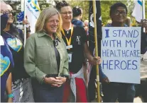  ?? LARRY WONG ?? Alberta NDP Leader Rachel Notley joined nurses protesting outside the Sturgeon Community Hospital Monday.