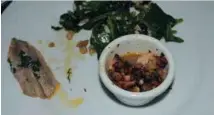  ??  ?? Özel soslu ahtapot salatası, cevizli, tulum peynirli, nar ekşili roka salatası ile…
