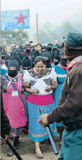  ?? EDUARDO VERDUGO / AP ?? Marichuy el 15 d’octubre durant un míting a Morelia (Chiapas)