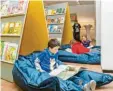  ?? Foto: Gmeinwiese­r ?? Münchner Bücherscha­u junior: schmökern nach Herzenslus­t.