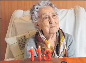  ?? Foto: Twitter / @MariaBrany­as112 ?? Poco antes de contraer el virus, la adulta mayor cumplió 113 años y lo publicó en redes.