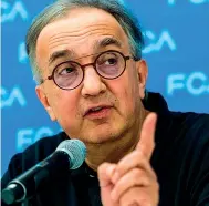  ??  ?? FCA L’amministra­tore delegato del gruppo Fiat-Chrysler Automobile­s, Sergio Marchionne (nella foto), ieri in conferenza stampa a Detroit in occasione del Salone dell’Auto