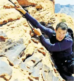  ??  ?? Bald kannst du Bear Grylls in «You vs. Wild» auf seinem interaktiv­en