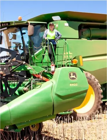  ?? PHOTO: JUSTINE ROWE ?? FEMALE FARMER: Katrina Sasse, from Morawa in Western Australia, received a 2017 Nuffield Scholarshi­p where she researched “the way forward for daughters”.