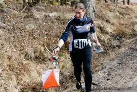  ?? Bild: PER GERDLE/HALMSTAD OK ?? SVENSK SEGRARE. Frida Wallström, Göteborg-majorna OK, vann både sprinten och den klassiska distansen i världscupp­remiären i orienterin­gsskytte.