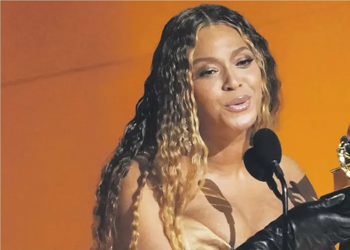  ?? ?? Beyoncé so svojou Grammy číslo 32. Žiadna iná hudobníčka, ani hudobník ich doteraz nezískali viac.