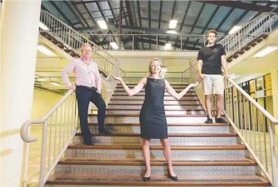  ?? Picture: GLENN HAMPSON ?? Danny Maher, Sharon Hunneybell and Mike Danelli at the old Billabong “Wave” building for the announceme­nt of the location for the Gold Coast technology hub. Below: An artist’s impression of what the Hub will look like.