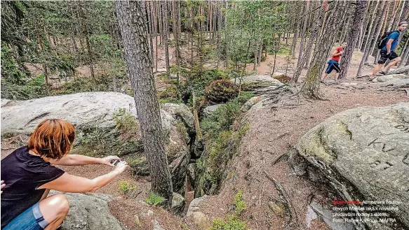  ??  ?? Atmosféra Toulovcový­ch Maštalí láká k návštěvě především rodiny s dětmi. Foto: Radek Kalhous, MAFRA